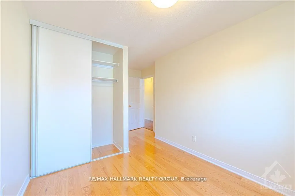 Photo 18 of 1205 Clyde Avenue, Ottawa, Central Park — HOMEH
