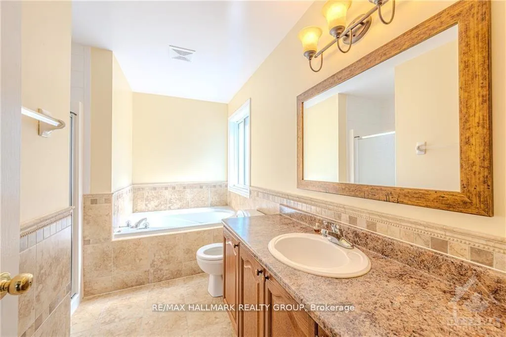 Photo 23 of 1205 Clyde Avenue, Ottawa, Central Park — HOMEH