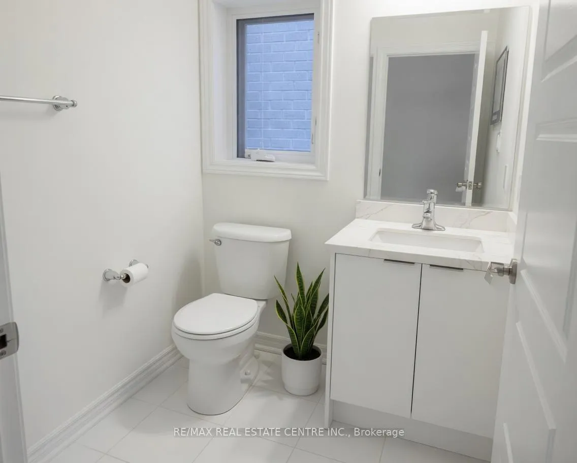 Photo 10 of 124 Hitchman Street, Brant, Paris — HOMEH
