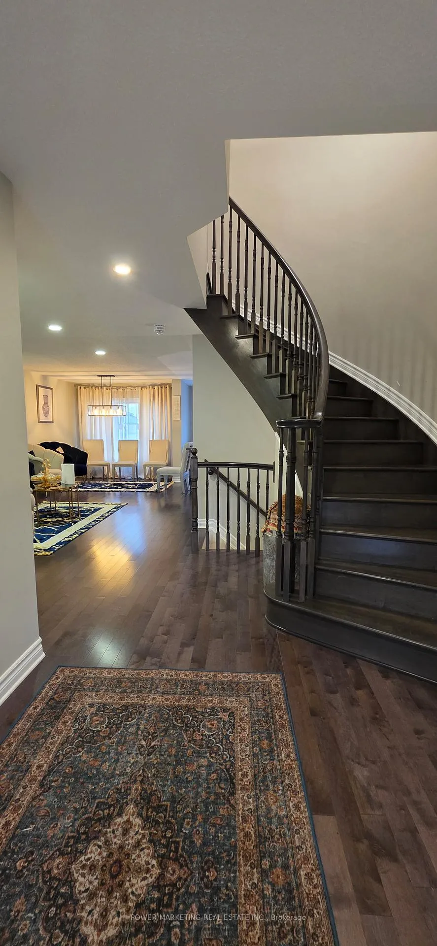 Photo 3 of 706 Trigoria Crescent, Ottawa, Avalon West — HOMEH