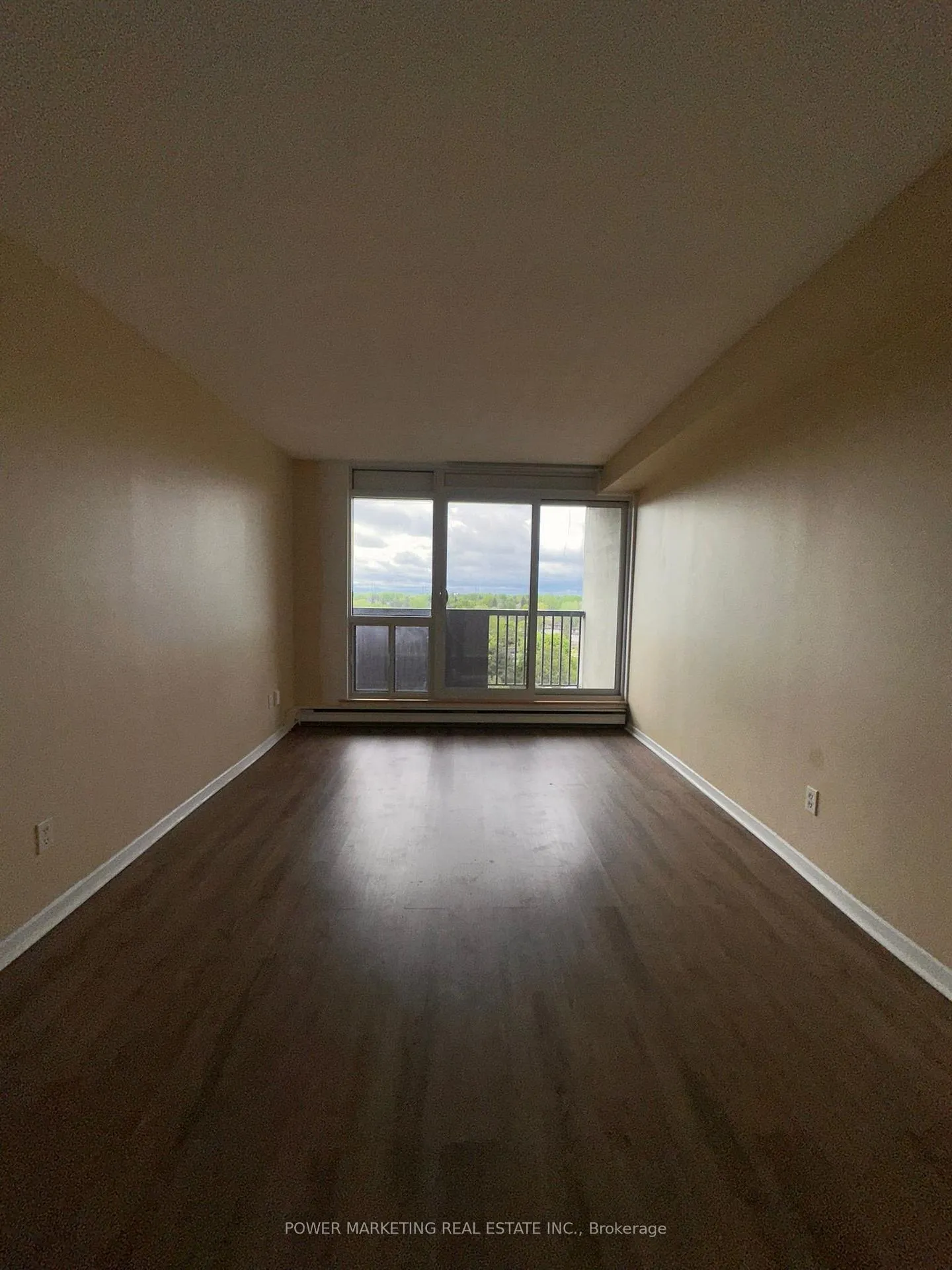Photo 3 of Unit 807, 900 Dynes Road, Ottawa, Carleton Square — HOMEH