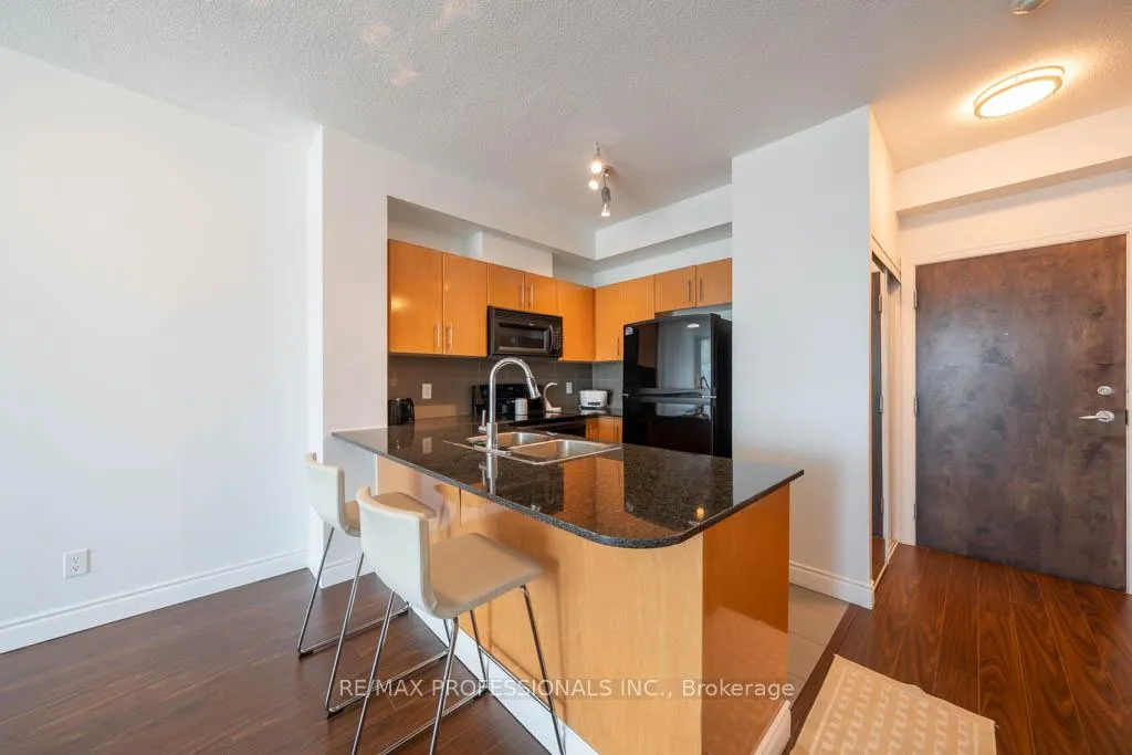 Photo 9 of Unit 3208, 16 Yonge Street, Toronto, Waterfront Communities — HOMEH