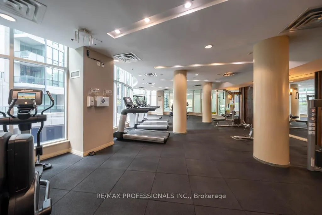 Photo 27 of Unit 3208, 16 Yonge Street, Toronto, Waterfront Communities — HOMEH