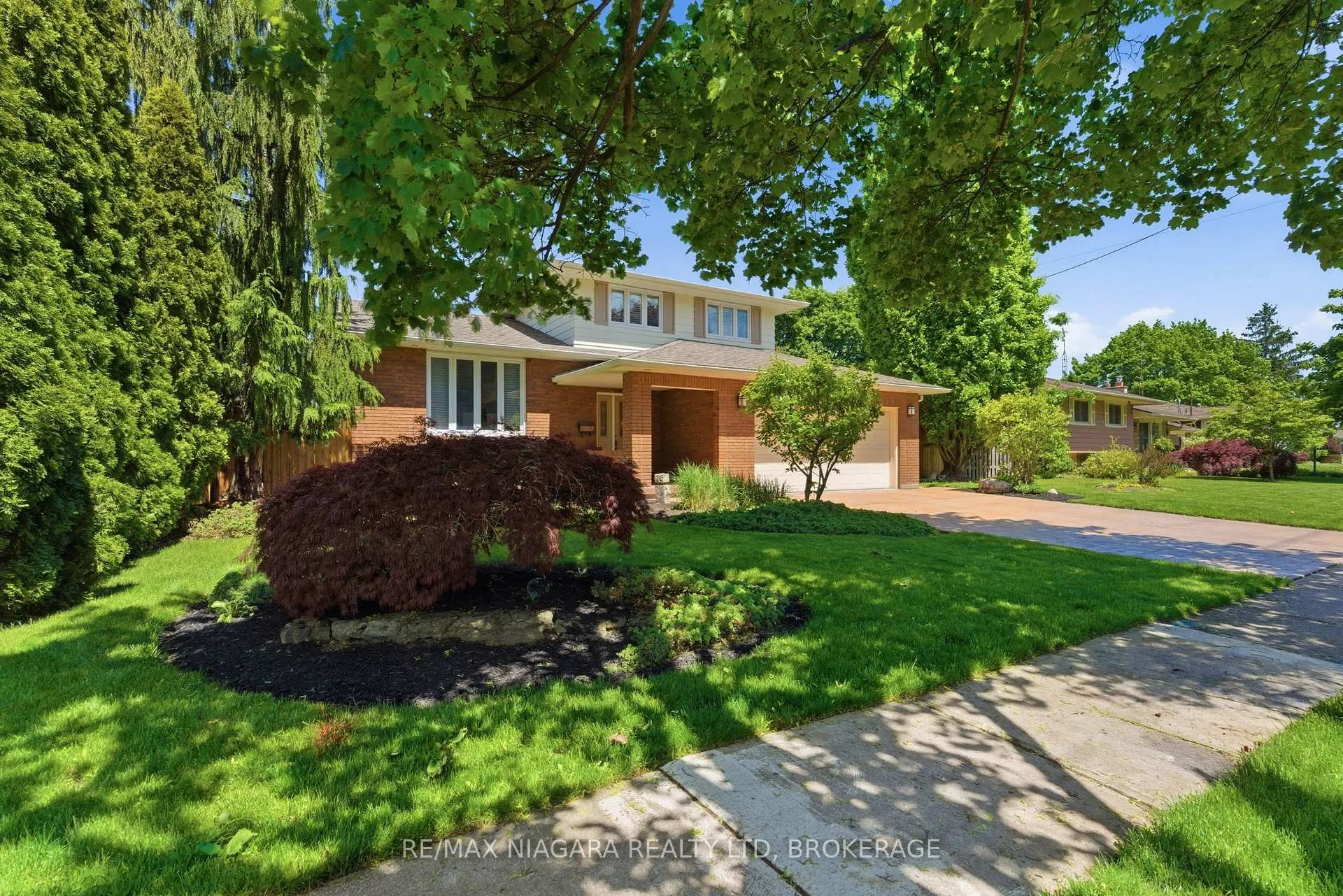 Photo 2 of 177 Parnell Road, St. Catharines, Vine/Linwell — HOMEH