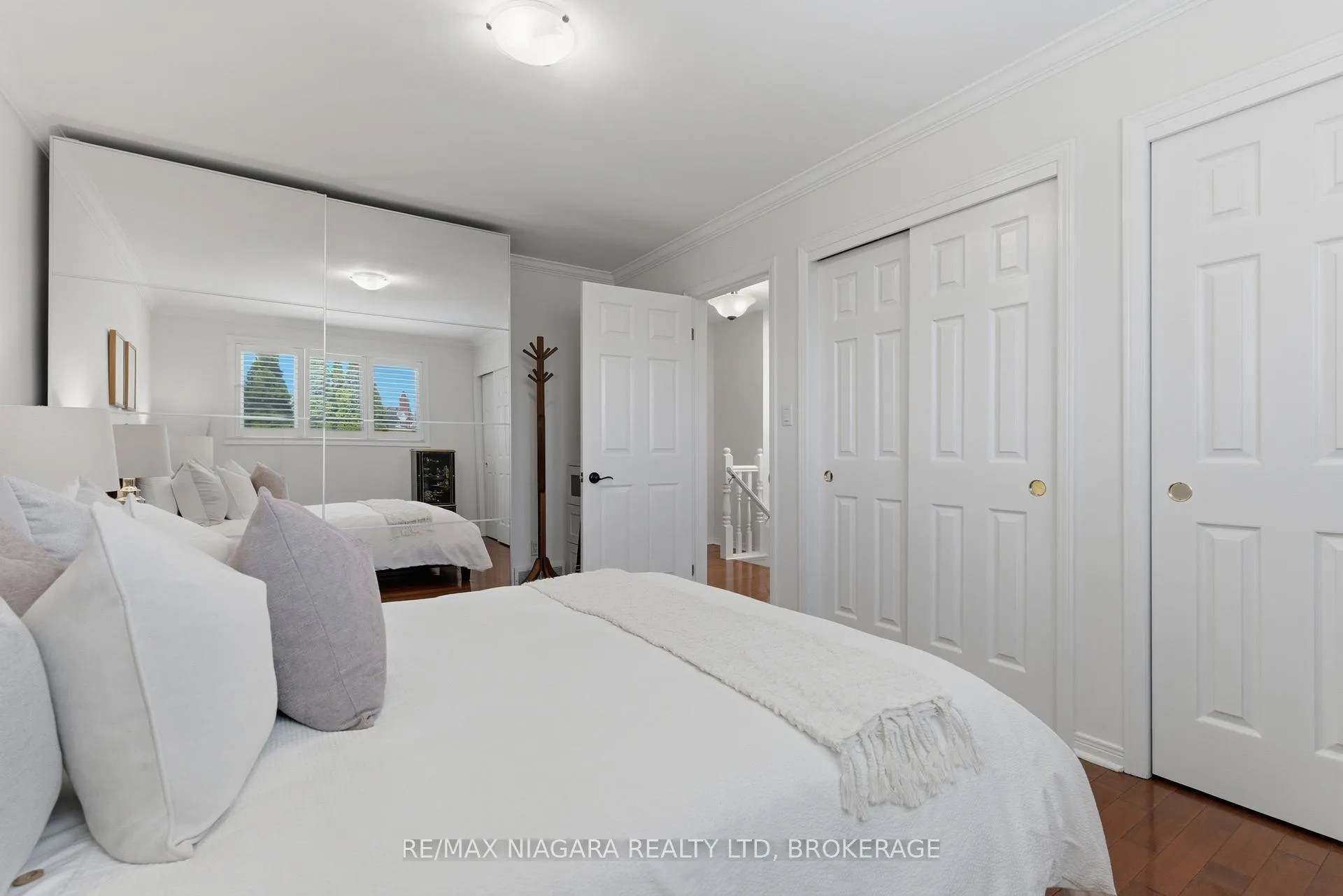 Photo 13 of 177 Parnell Road, St. Catharines, Vine/Linwell — HOMEH