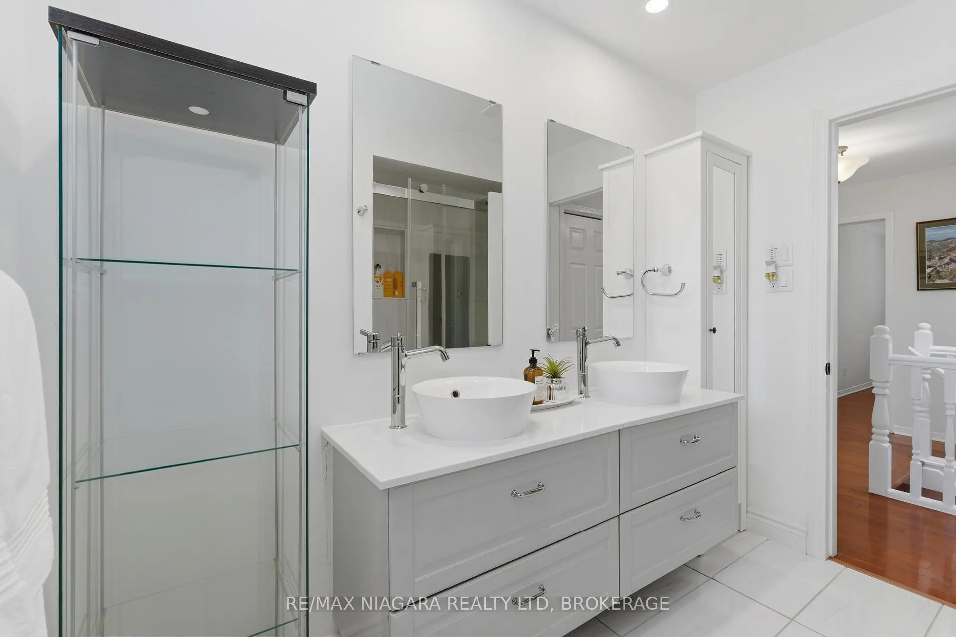 Photo 17 of 177 Parnell Road, St. Catharines, Vine/Linwell — HOMEH