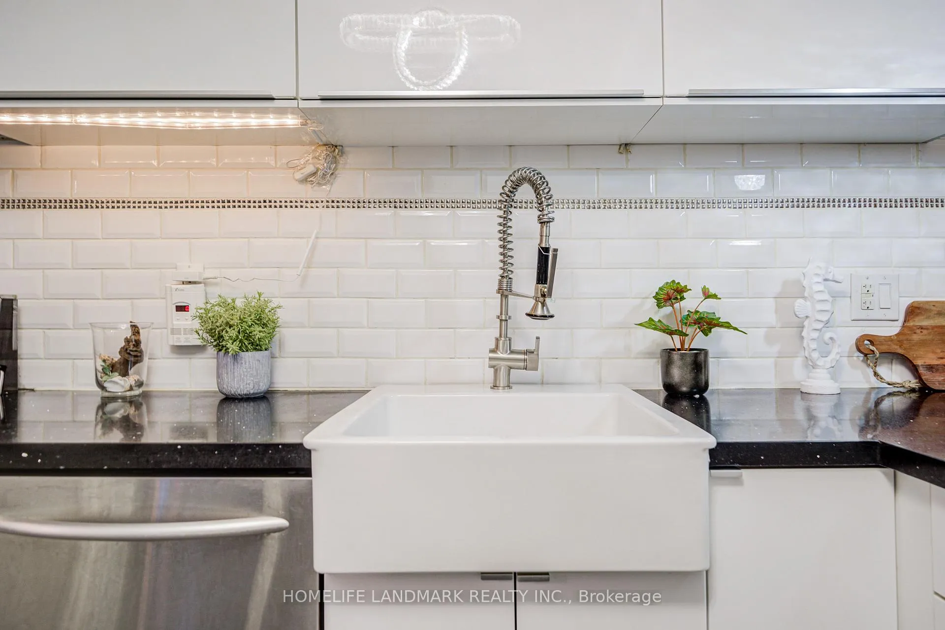 Photo 20 of 237 Ontario Street, Toronto, Moss Park — HOMEH