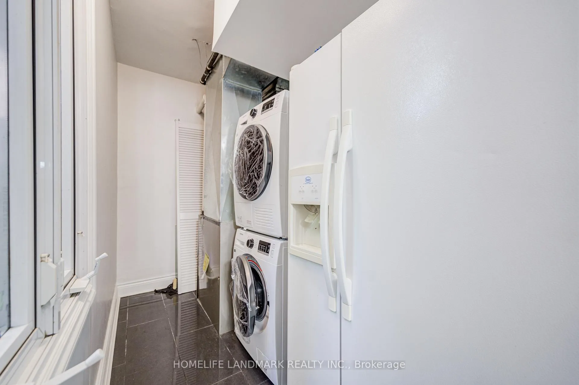 Photo 24 of 237 Ontario Street, Toronto, Moss Park — HOMEH