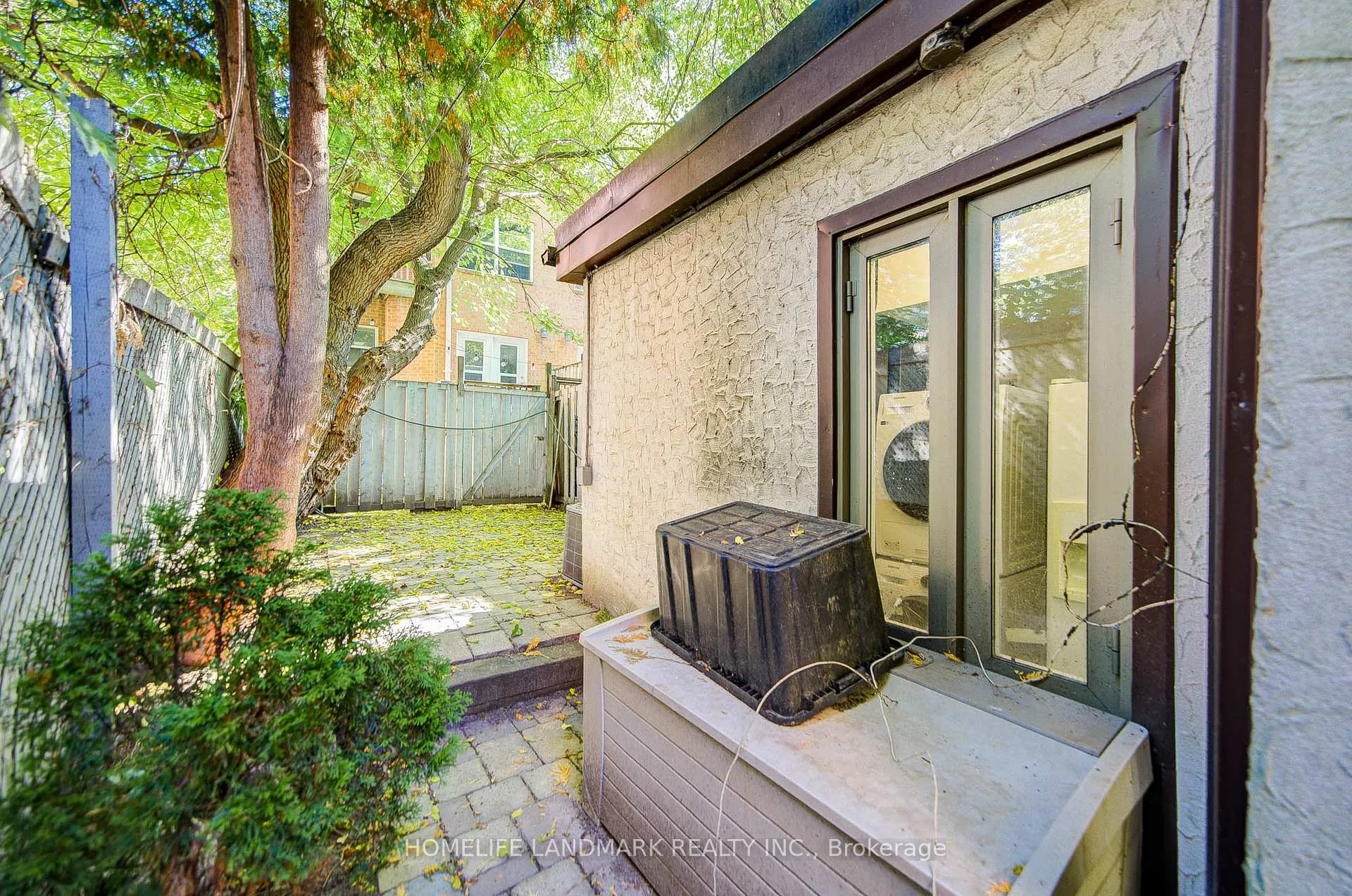 Photo 39 of 237 Ontario Street, Toronto, Moss Park — HOMEH