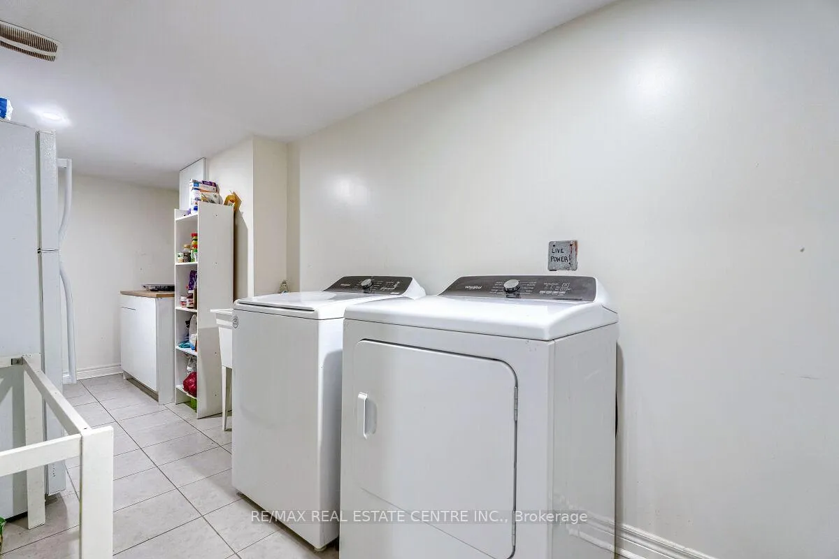 Photo 6 of 1193 Kettering Drive, Oshawa, Eastdale — HOMEH