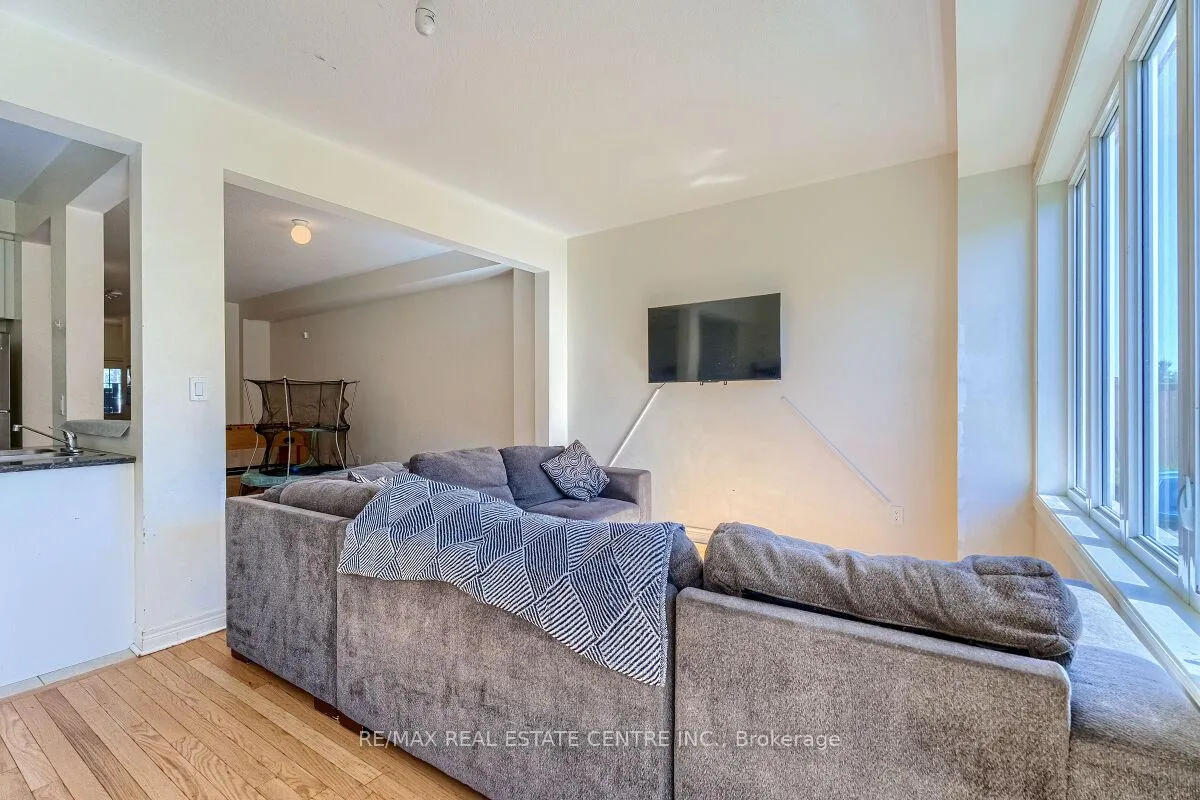 Photo 20 of 1193 Kettering Drive, Oshawa, Eastdale — HOMEH