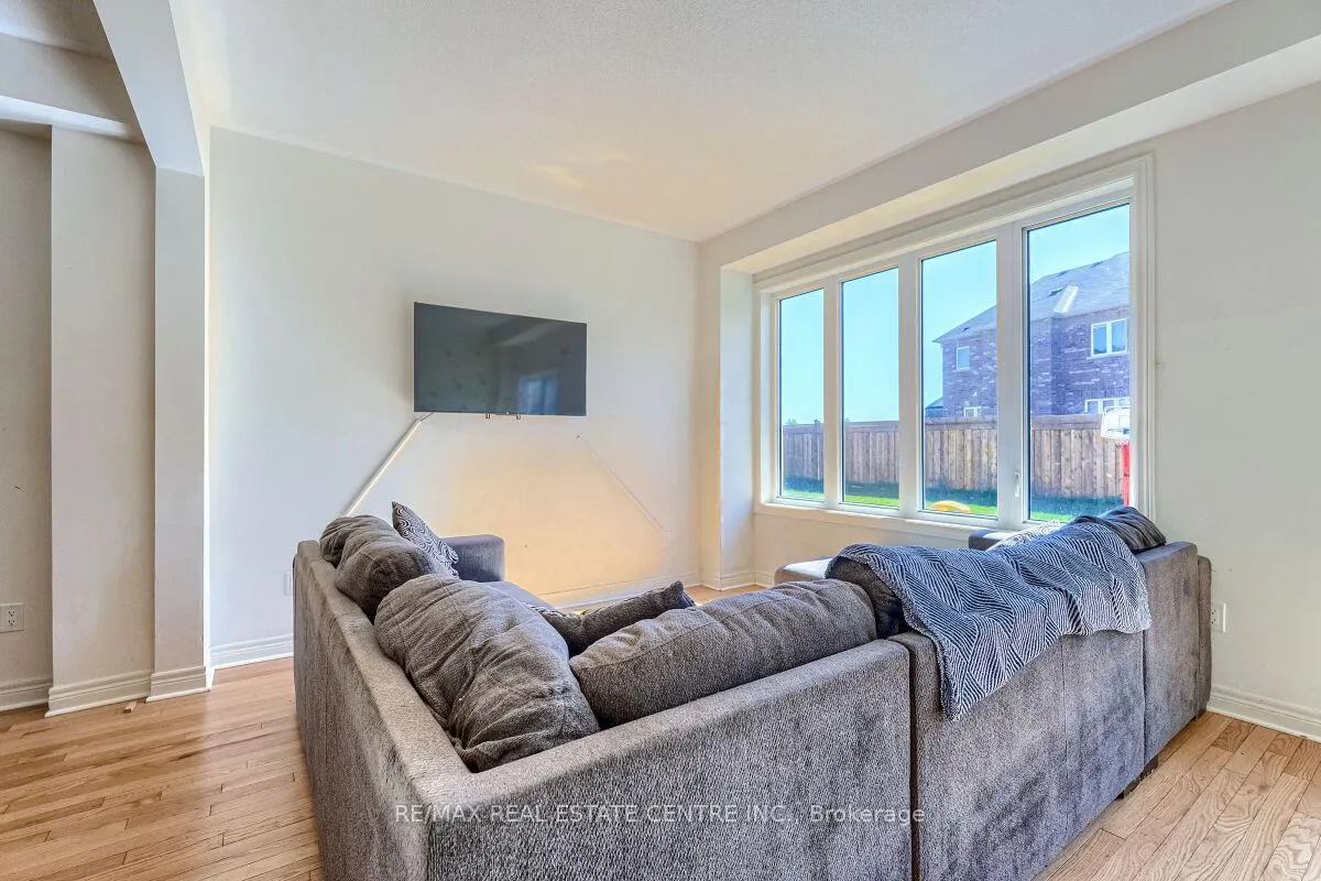 Photo 21 of 1193 Kettering Drive, Oshawa, Eastdale — HOMEH