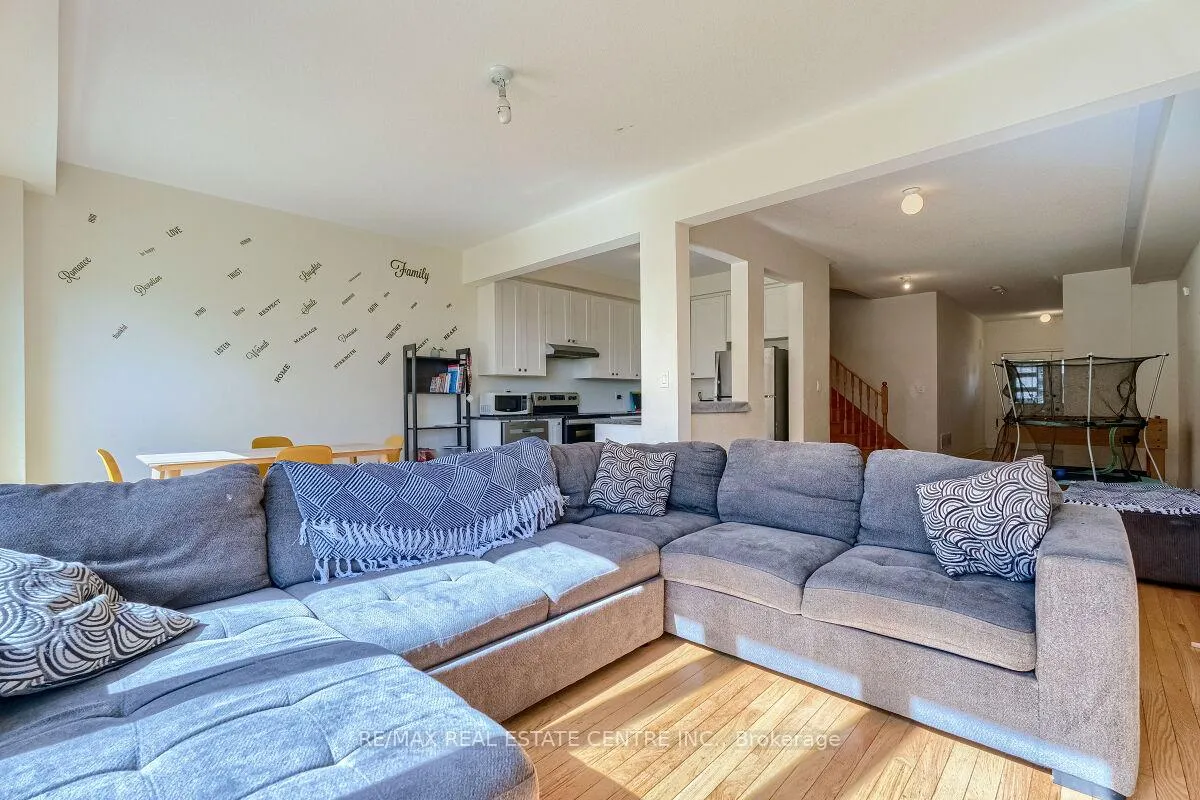 Photo 22 of 1193 Kettering Drive, Oshawa, Eastdale — HOMEH