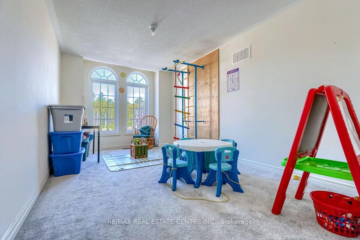 Photo 29 of 1193 Kettering Drive, Oshawa, Eastdale — HOMEH