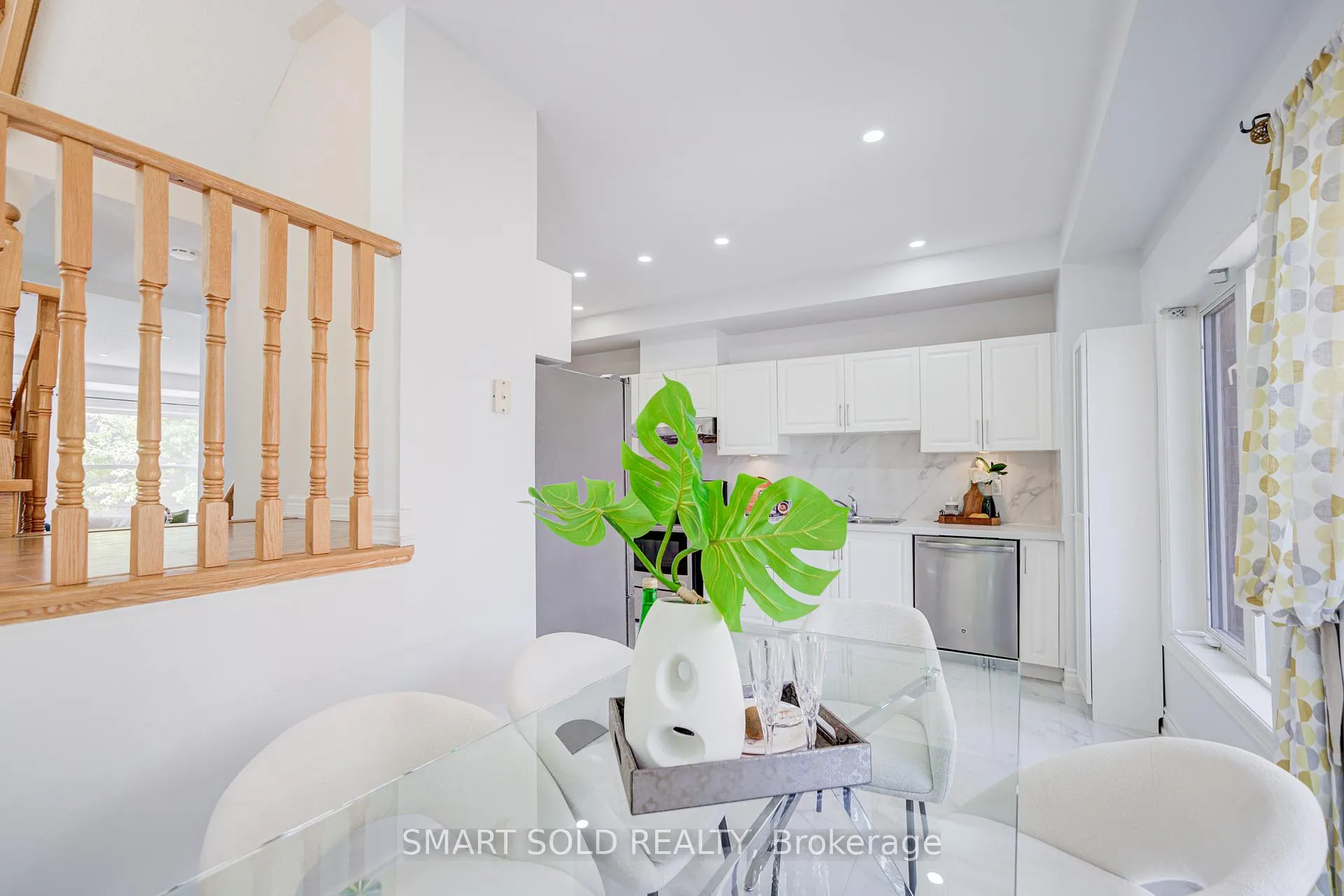 Photo 21 of 63 Michael Way, Markham, Buttonville — HOMEH