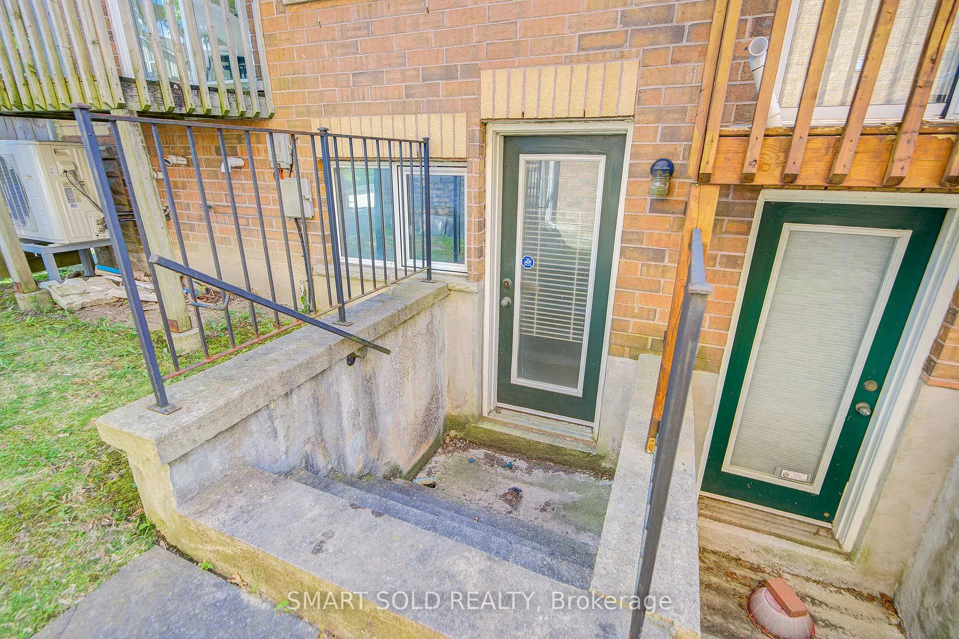 Photo 49 of 63 Michael Way, Markham, Buttonville — HOMEH