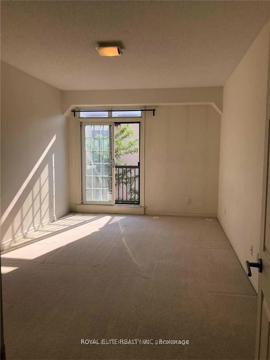 Photo 5 of Unit 42, 7 Brighton Place, Vaughan, Crestwood-Springfarm-Yorkhill — HOMEH