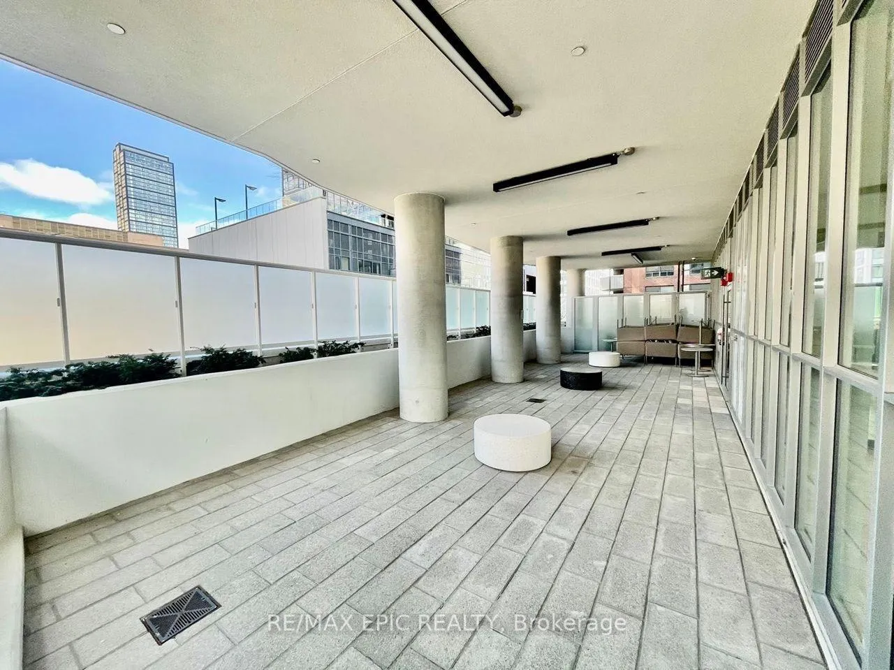 Photo 9 of Unit 1610, 77 Mutual Street, Toronto, Church-Yonge Corridor — HOMEH