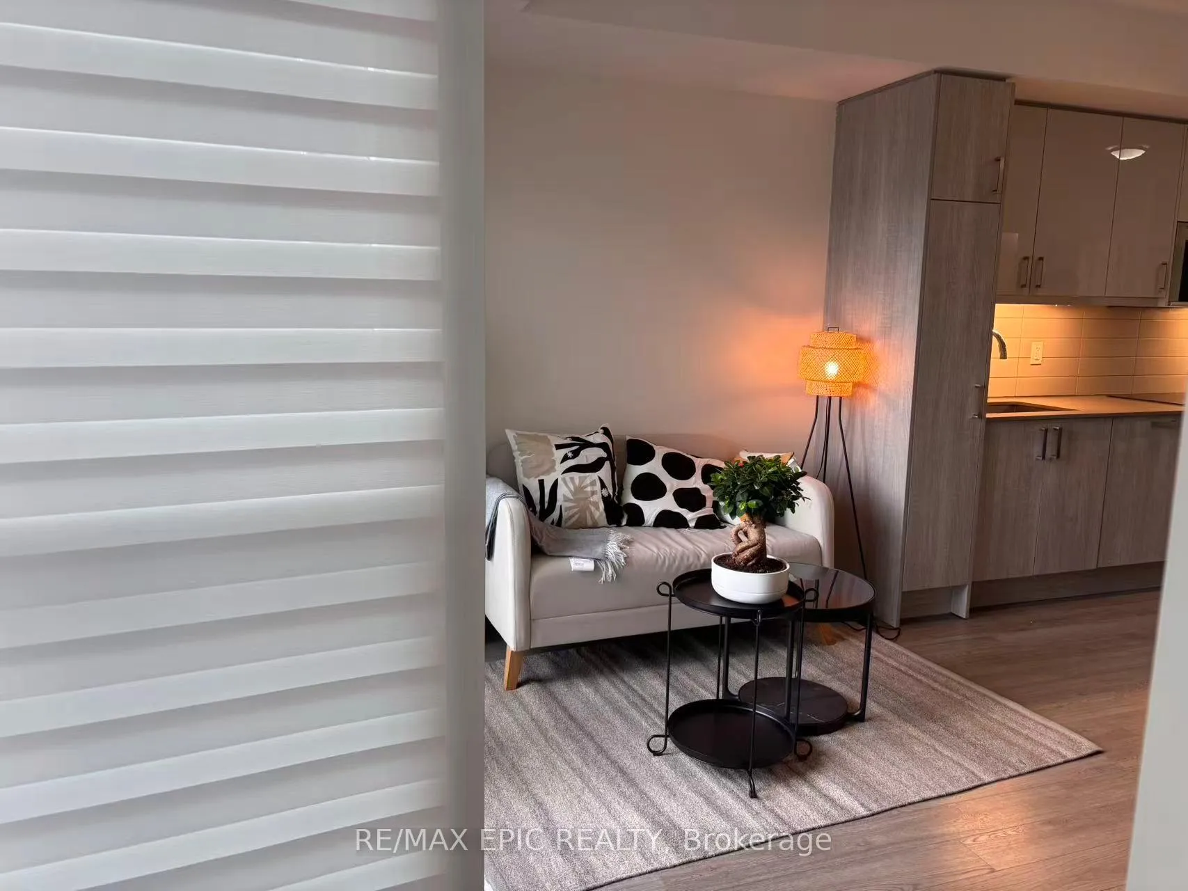 Photo 15 of Unit 1610, 77 Mutual Street, Toronto, Church-Yonge Corridor — HOMEH