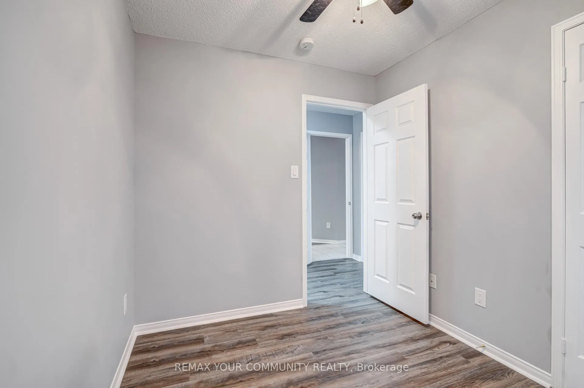 Photo 13 of 47 Mcveigh Drive, Barrie, Northwest — HOMEH