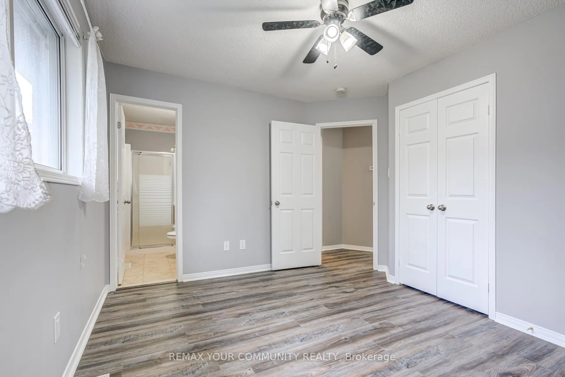 Photo 17 of 47 Mcveigh Drive, Barrie, Northwest — HOMEH
