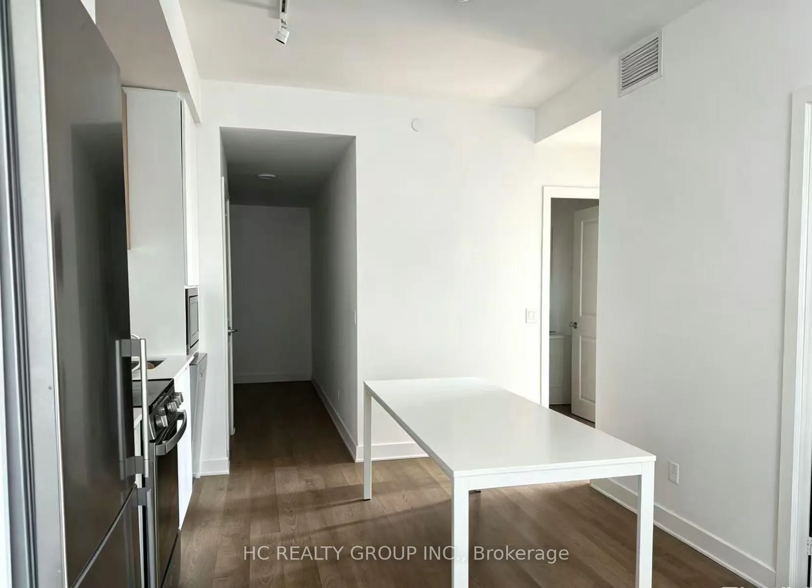 Photo 10 of Unit 1802, 50 Upper Mall Way, Vaughan, Brownridge — HOMEH