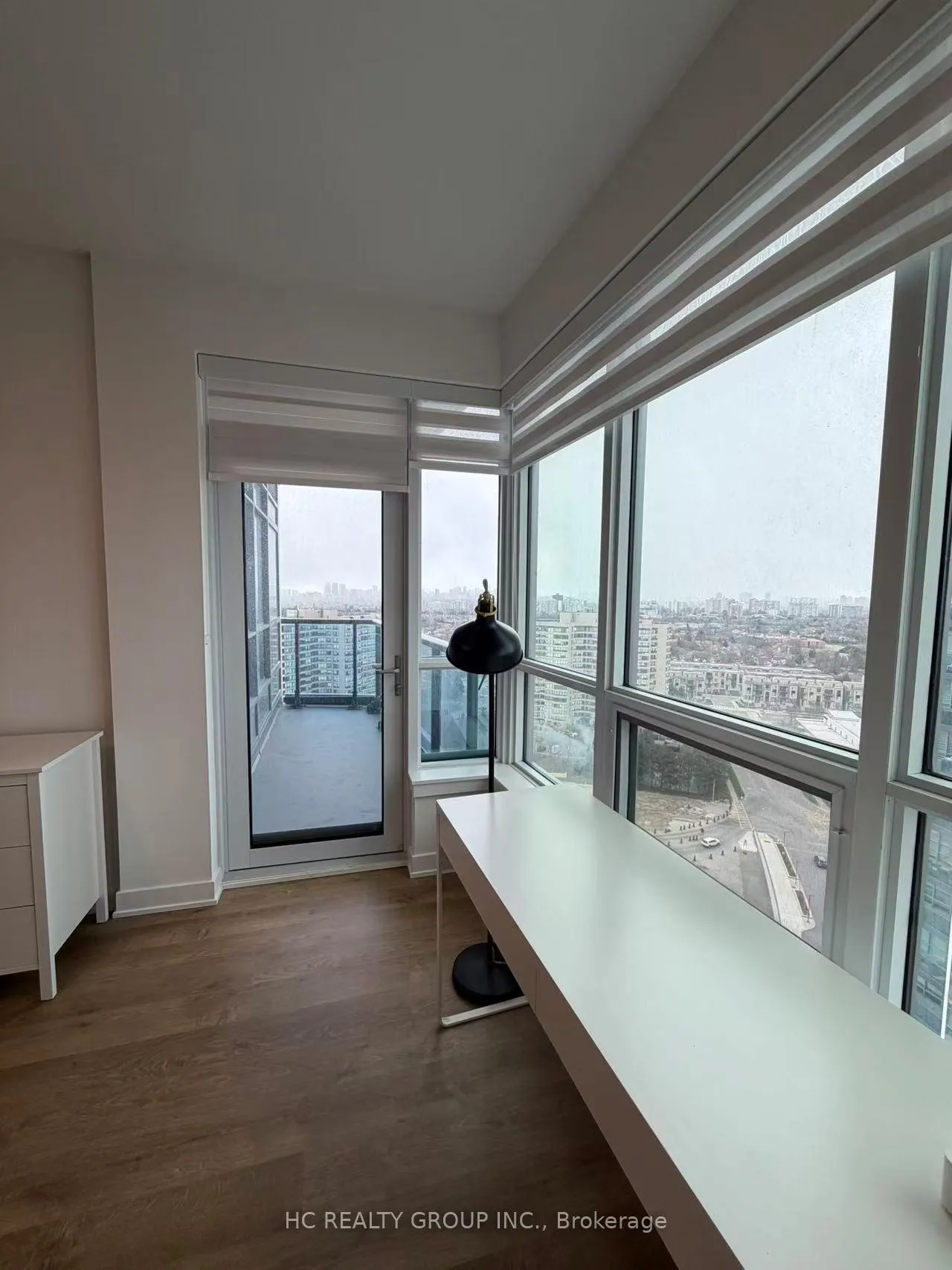 Photo 13 of Unit 1802, 50 Upper Mall Way, Vaughan, Brownridge — HOMEH