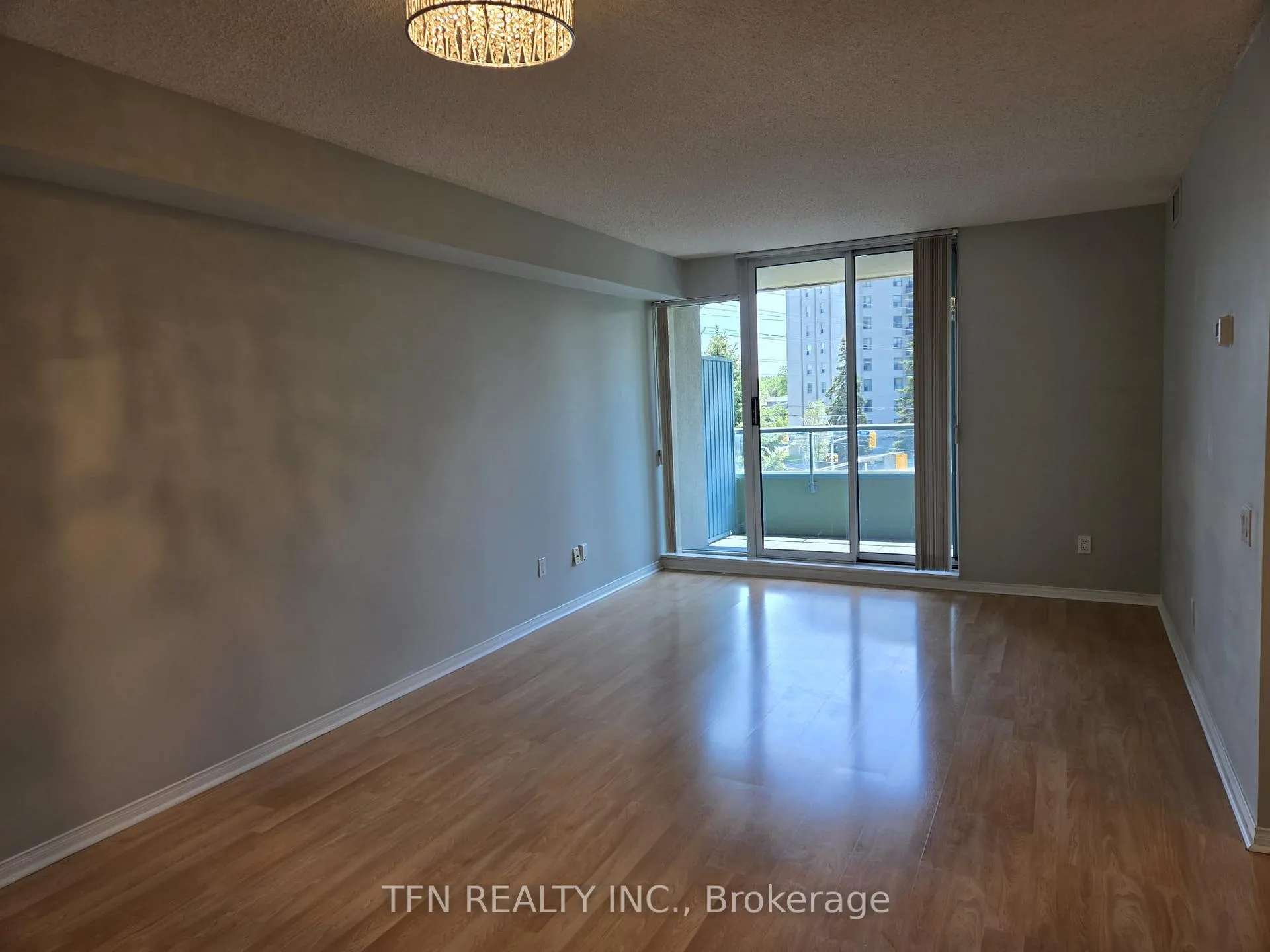 Photo 1 of Unit 309, 1 Emerald Lane, Vaughan, Crestwood-Springfarm-Yorkhill — HOMEH