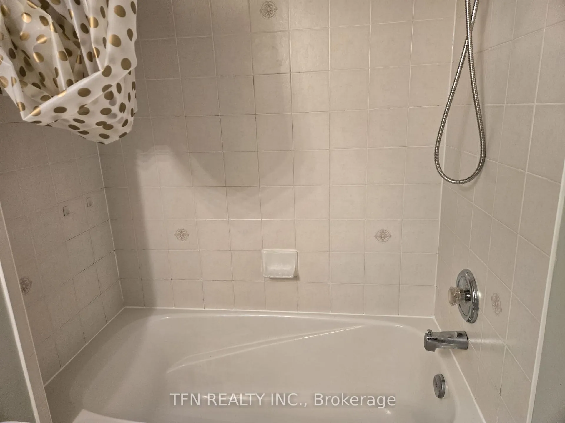Photo 15 of Unit 309, 1 Emerald Lane, Vaughan, Crestwood-Springfarm-Yorkhill — HOMEH