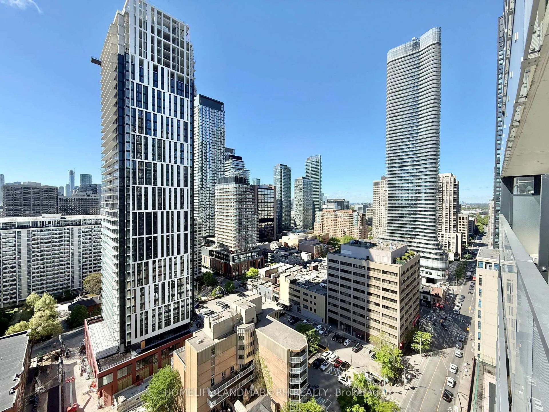 Photo 7 of Unit 2204, 28 Wellesley Street E, Toronto, Church-Yonge Corridor — HOMEH