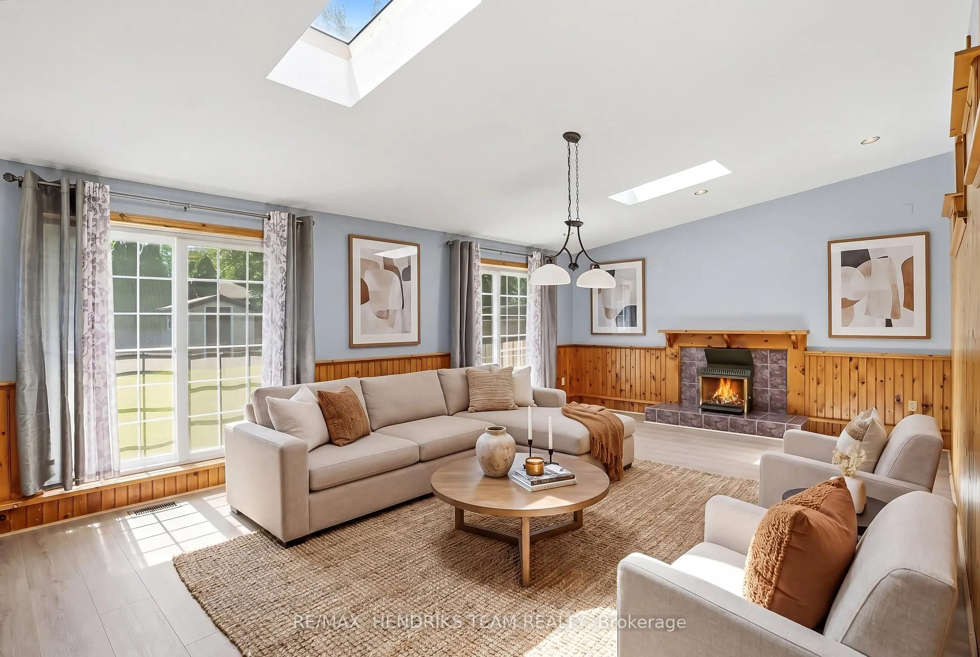 Photo 15 of 17 Sullivan Drive, St. Catharines, Lakeport — HOMEH