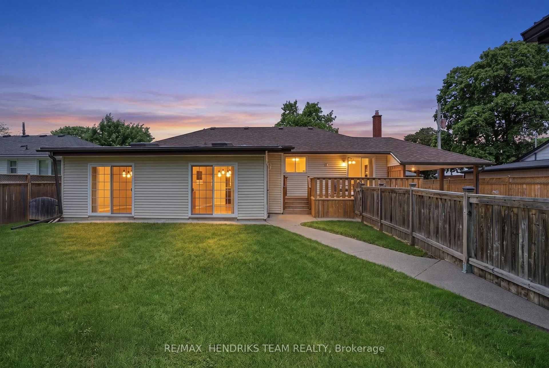 Photo 43 of 17 Sullivan Drive, St. Catharines, Lakeport — HOMEH