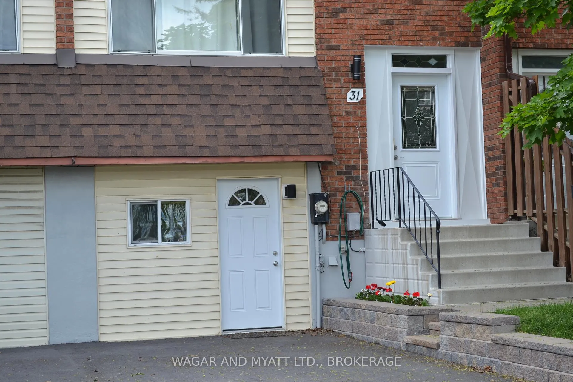 Front of 31 Meadow Lane