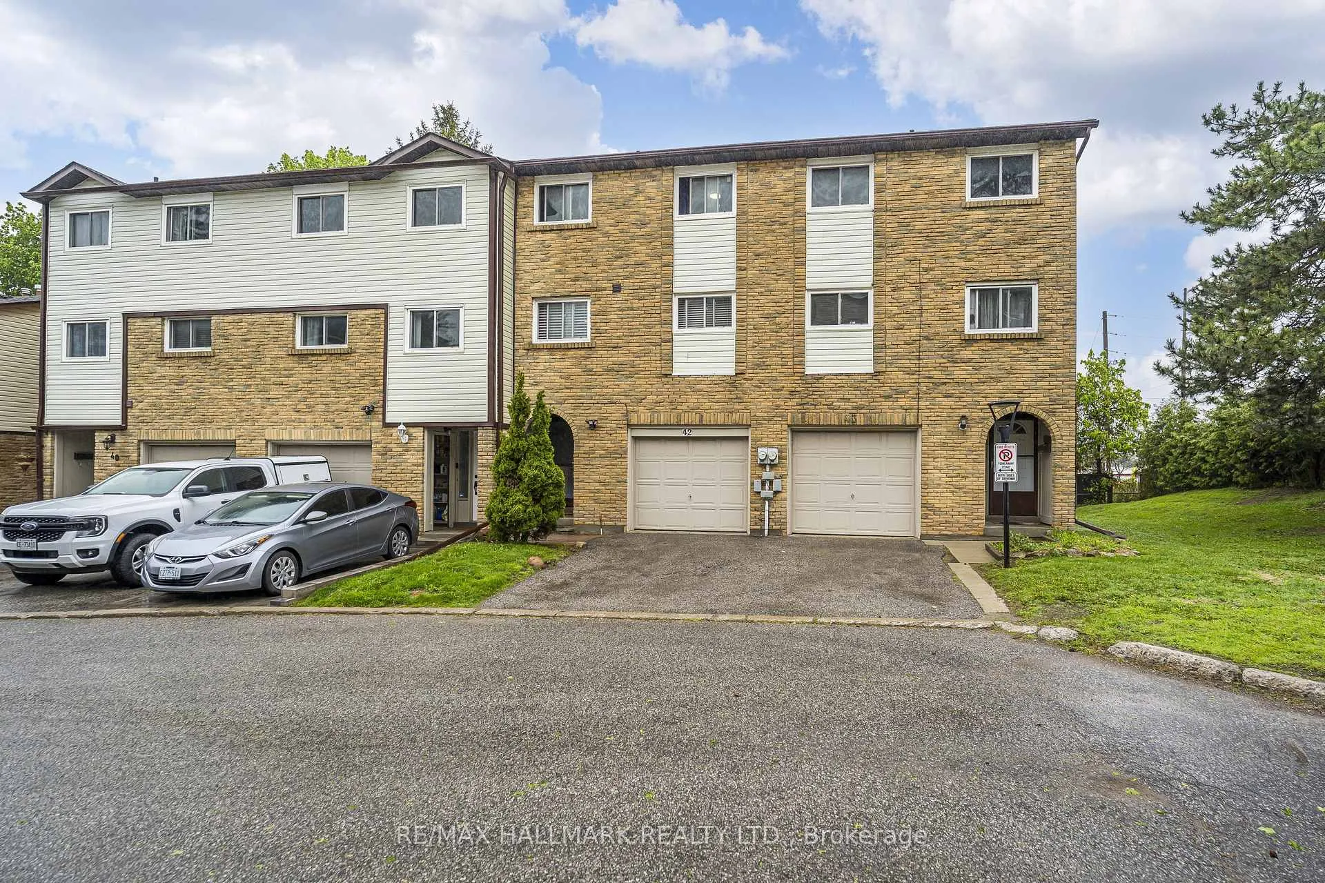 Photo 32 of Unit 42, 1330 Trowbridge Drive, Oshawa, Centennial — HOMEH