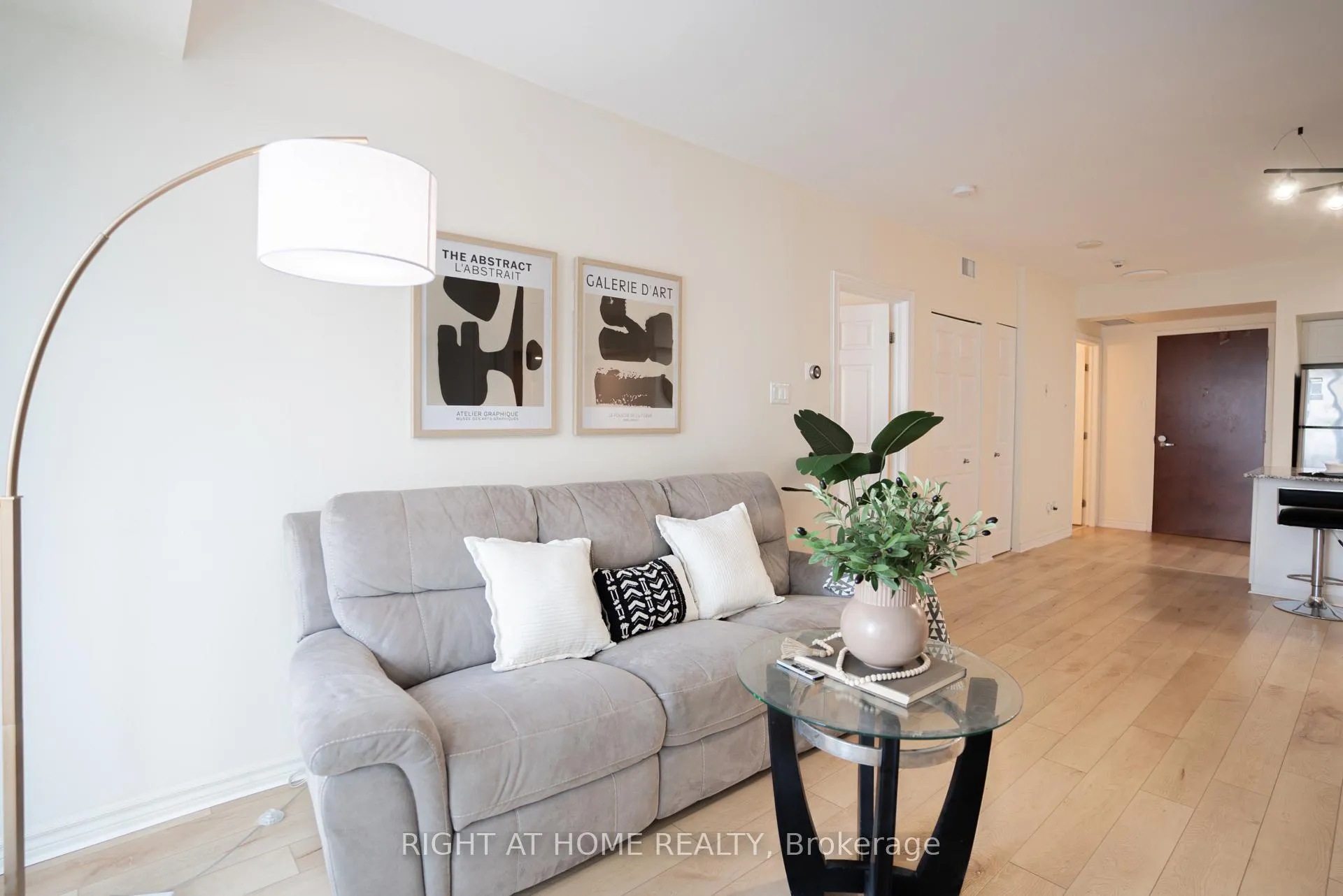 Photo 7 of Unit 1805, 234 Rideau Street, Ottawa, Sandy Hill — HOMEH