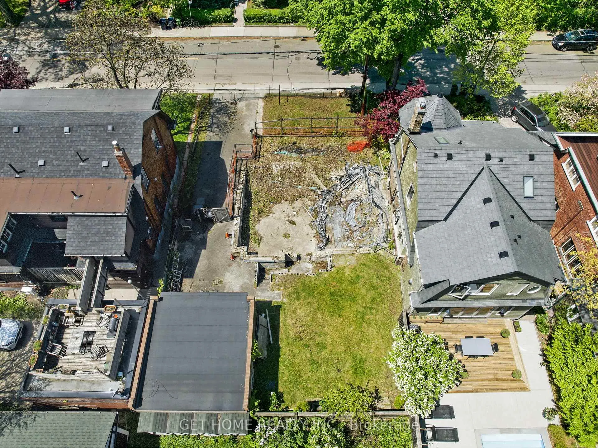 Photo 1 of 291 Indian Road, Toronto, High Park-Swansea — HOMEH