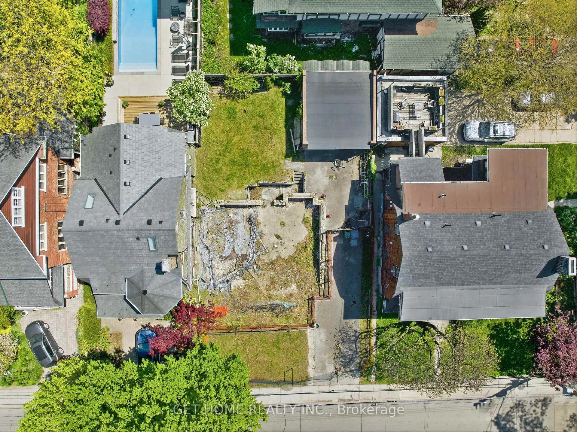 Photo 2 of 291 Indian Road, Toronto, High Park-Swansea — HOMEH