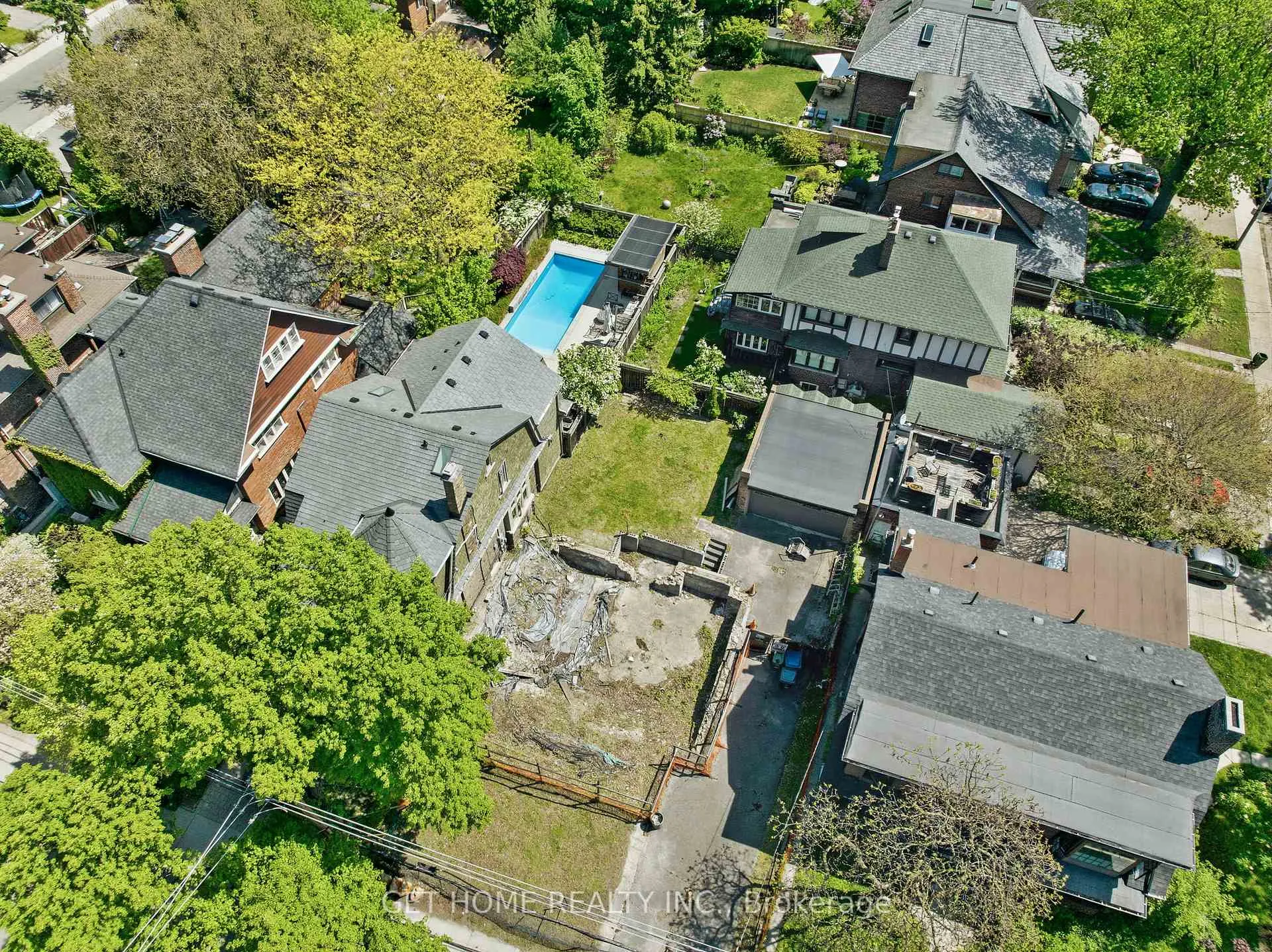 Photo 3 of 291 Indian Road, Toronto, High Park-Swansea — HOMEH