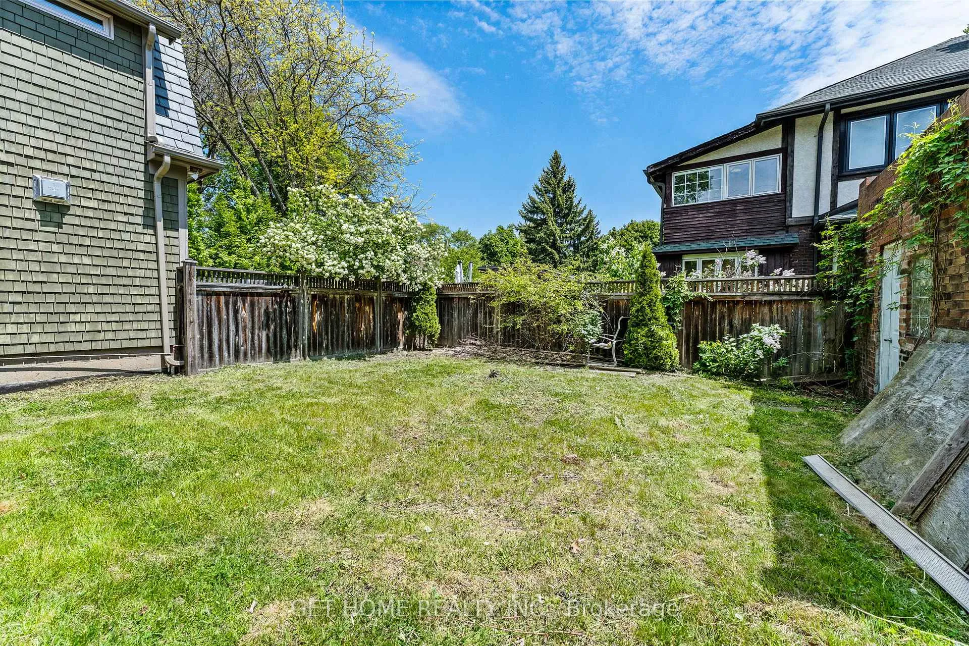 Photo 5 of 291 Indian Road, Toronto, High Park-Swansea — HOMEH