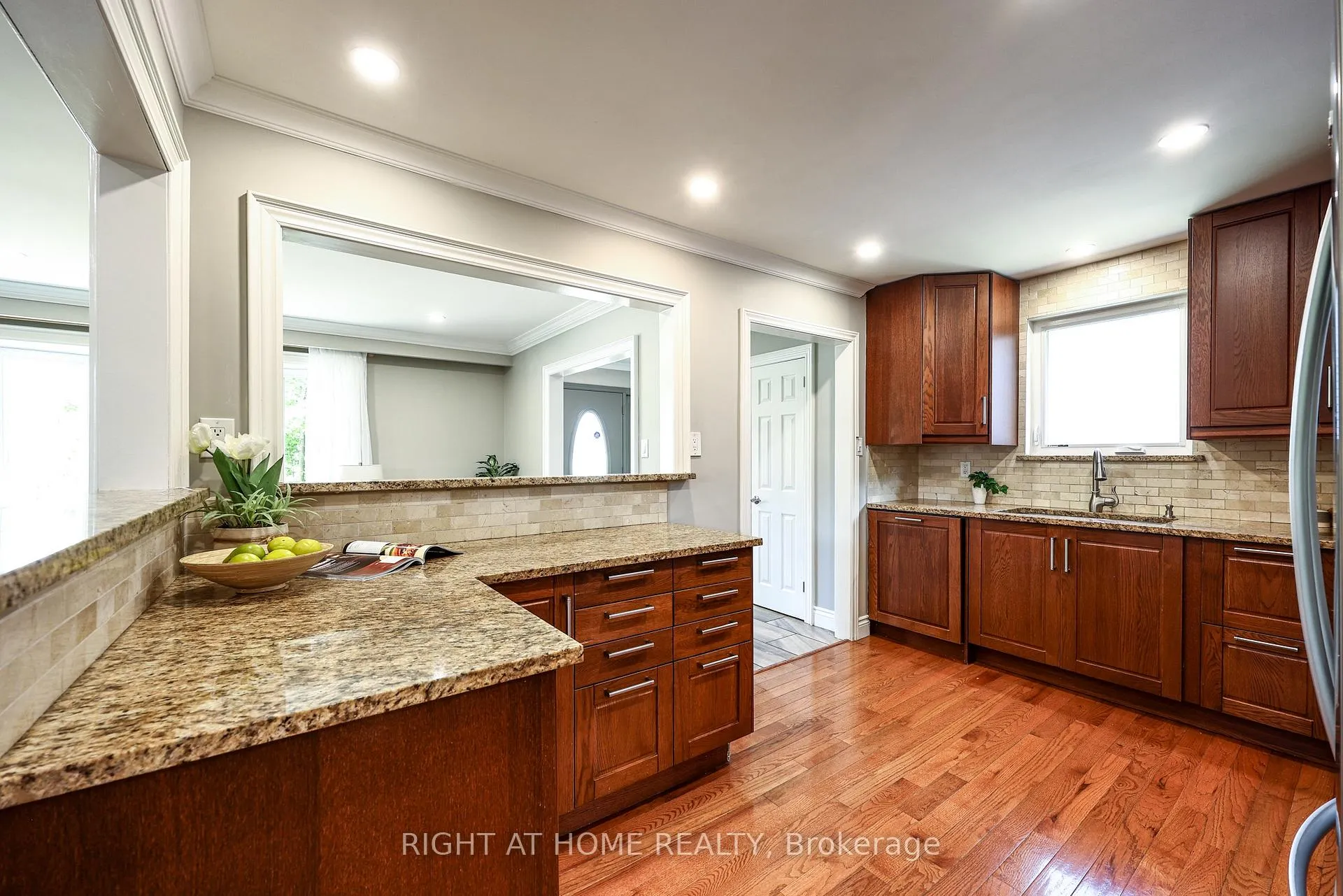 Photo 9 of 62 Albery Crescent, Ajax, South East — HOMEH