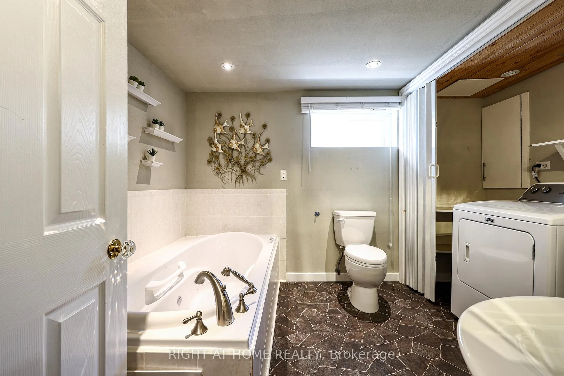 Photo 30 of 62 Albery Crescent, Ajax, South East — HOMEH