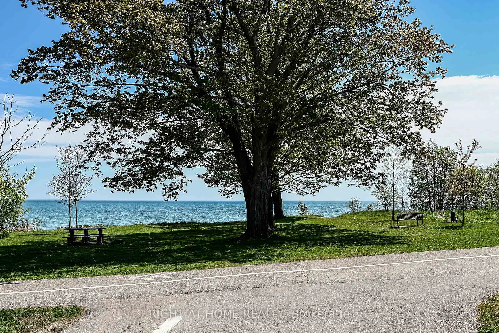 Photo 37 of 62 Albery Crescent, Ajax, South East — HOMEH