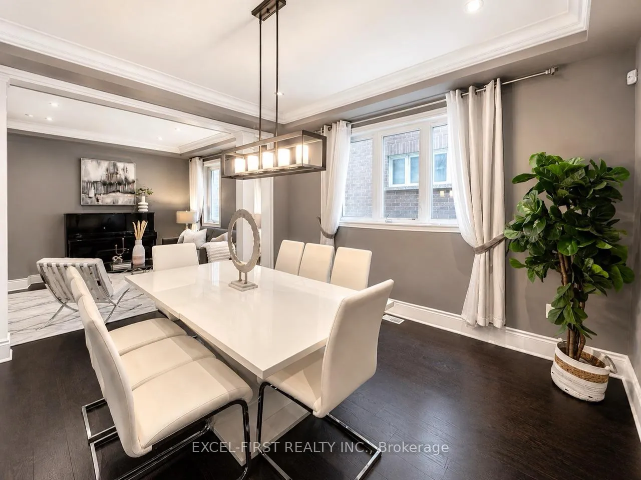 Photo 5 of 117 Novan Crescent, Aurora, Rural Aurora — HOMEH