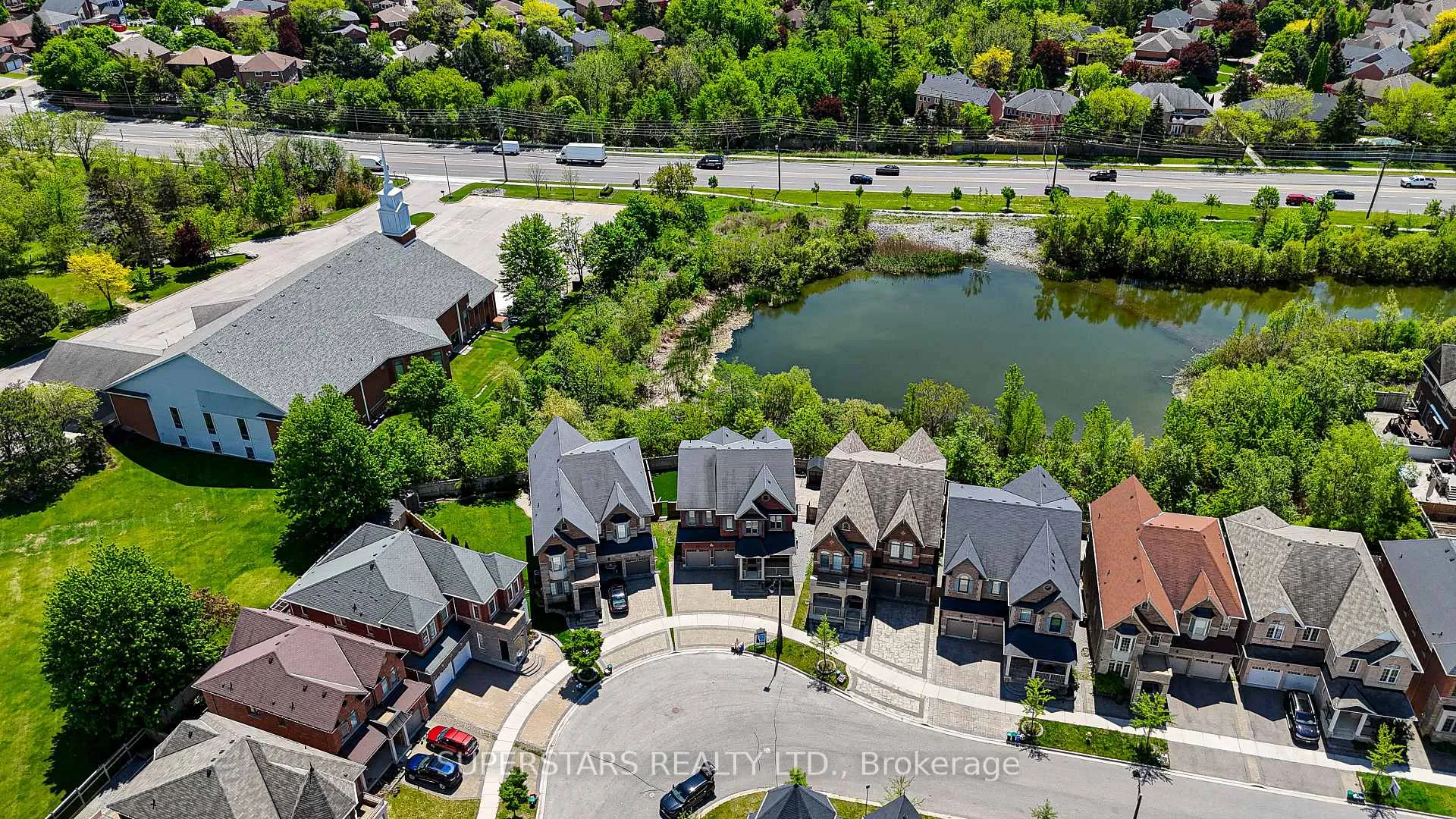 Photo 2 of 49 William Bartlett Drive, Markham, Berczy — HOMEH