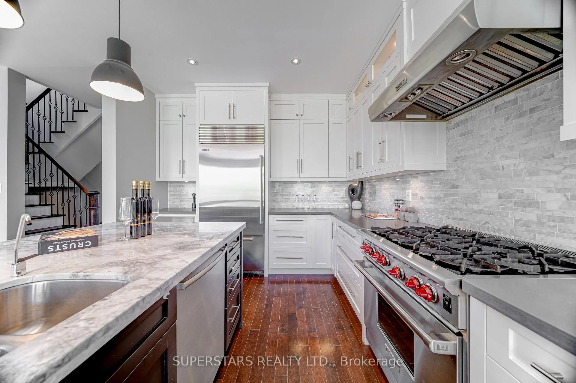 Photo 10 of 49 William Bartlett Drive, Markham, Berczy — HOMEH