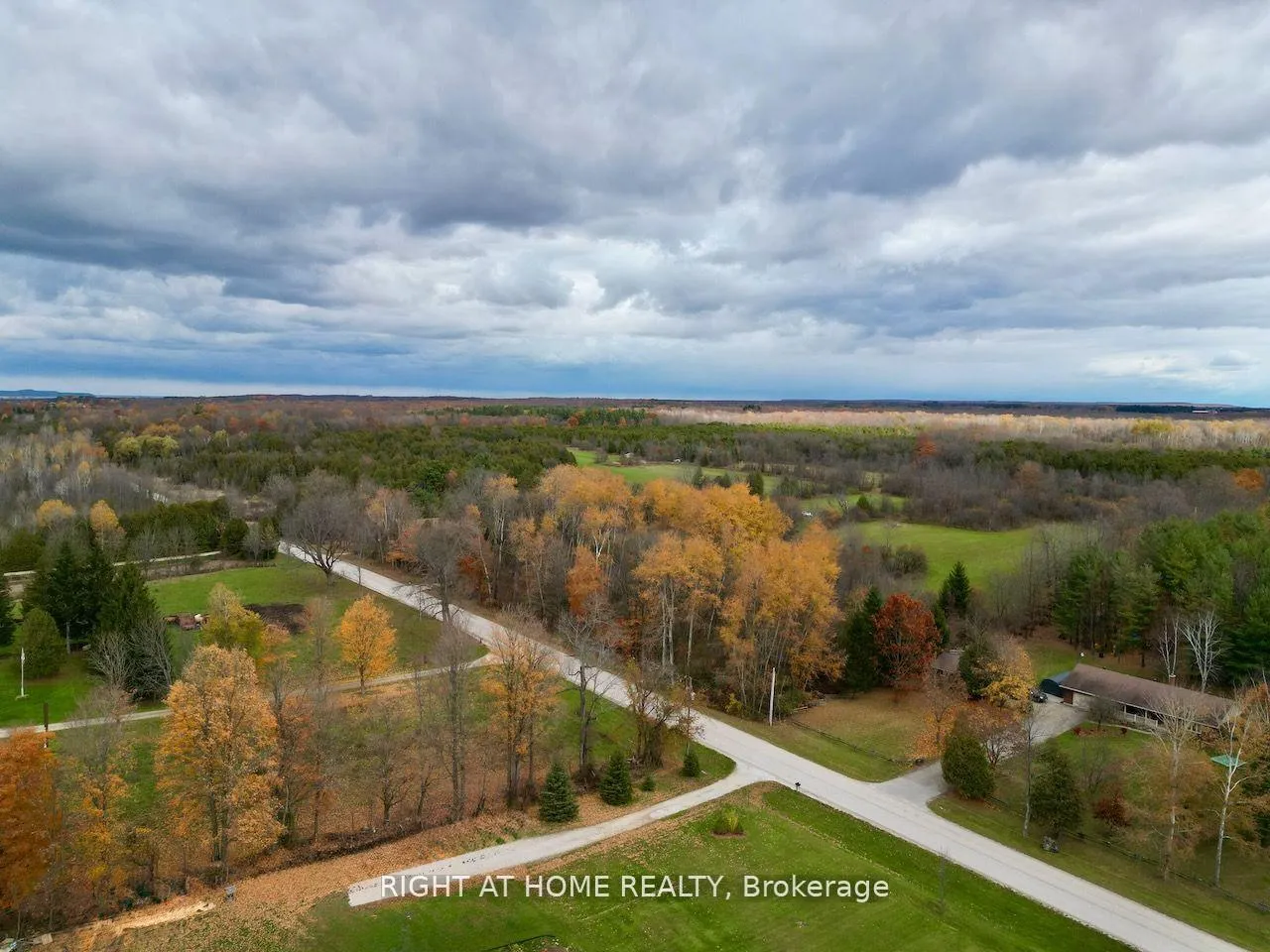 Photo 6 of 397641 10 Concession, Meaford — HOMEH