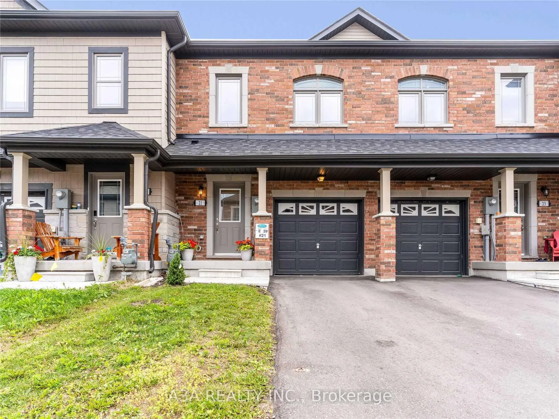 Photo 1 of 21 Deneb Street, Barrie, Ardagh — HOMEH
