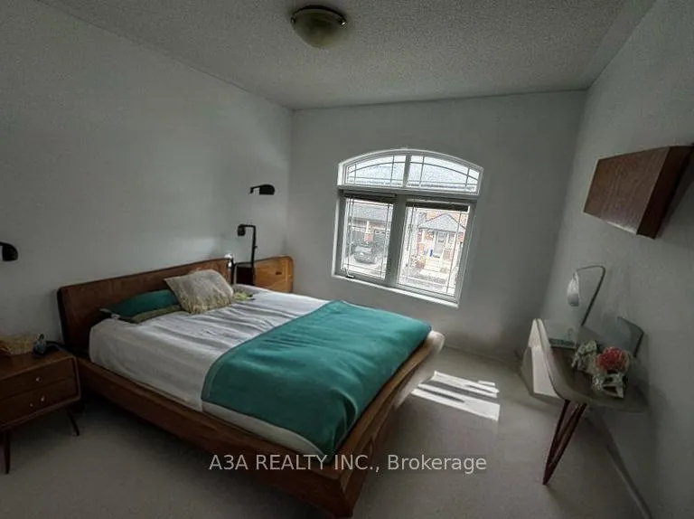 Photo 10 of 21 Deneb Street, Barrie, Ardagh — HOMEH