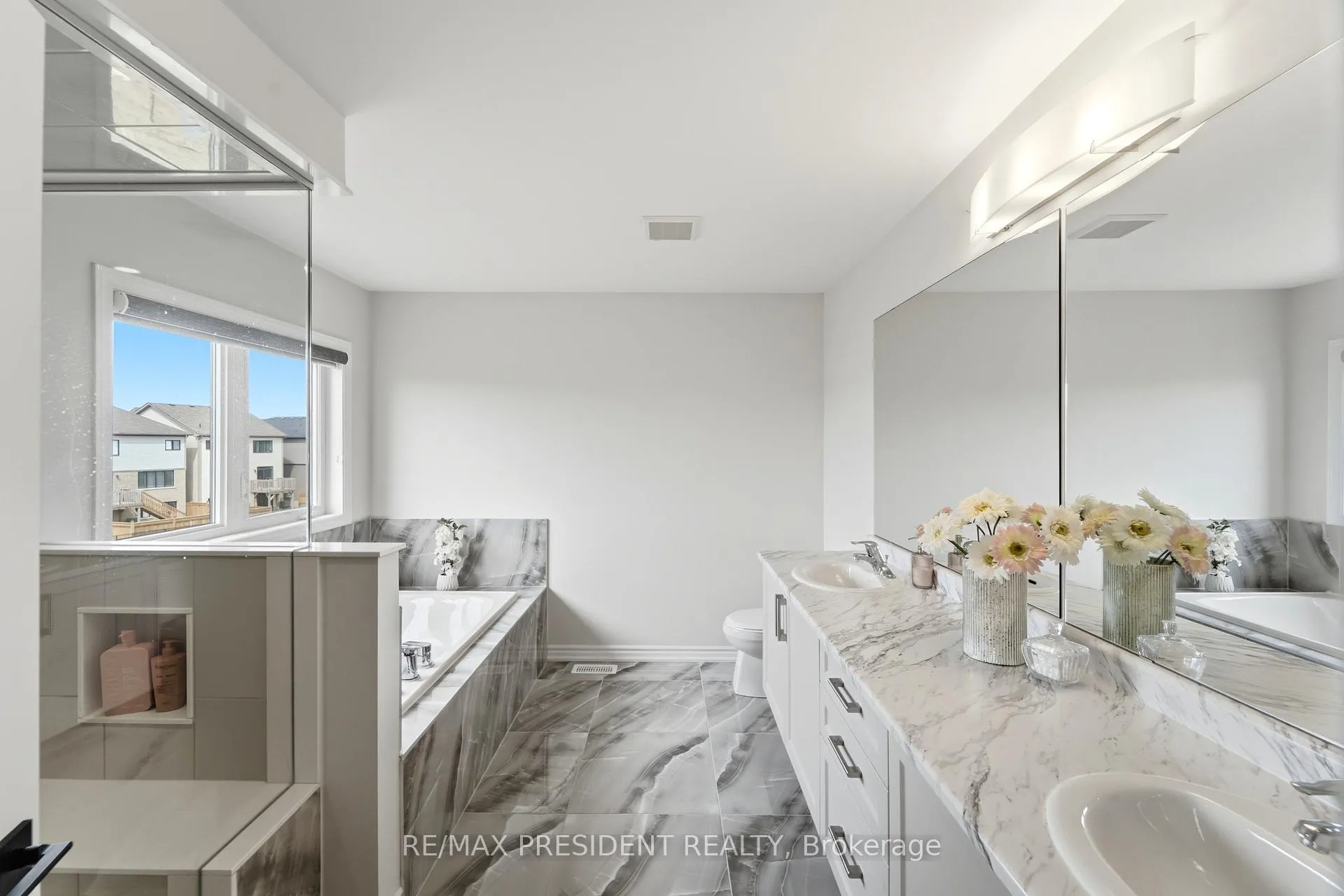 Photo 22 of 80 Explorer Way, Thorold, Rolling Meadows — HOMEH