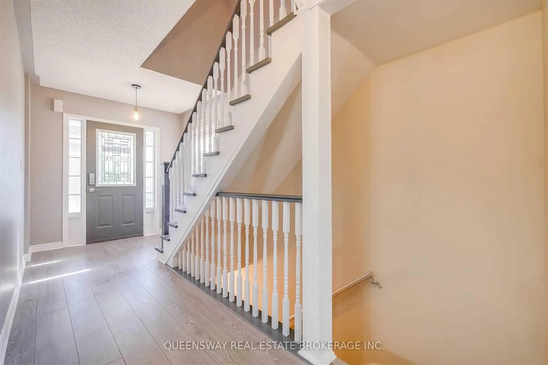 Photo 14 of 20 Hesketh Court, Caledon, Rural Caledon — HOMEH